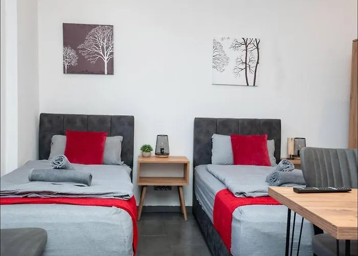 Livemore24 - 2 In Hoch Wlan - Smart-tv - 24-7 Check-in Und Kueche